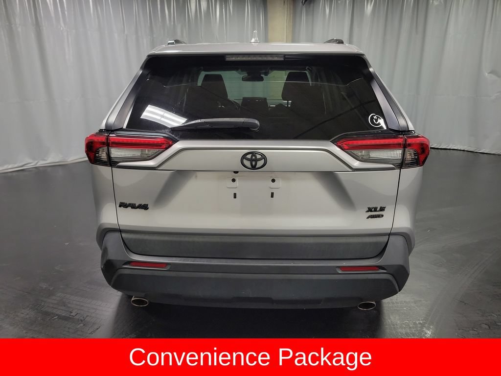 Used 2020 Toyota RAV4 XLE w/ Convenience Package AWD/4WD image 7