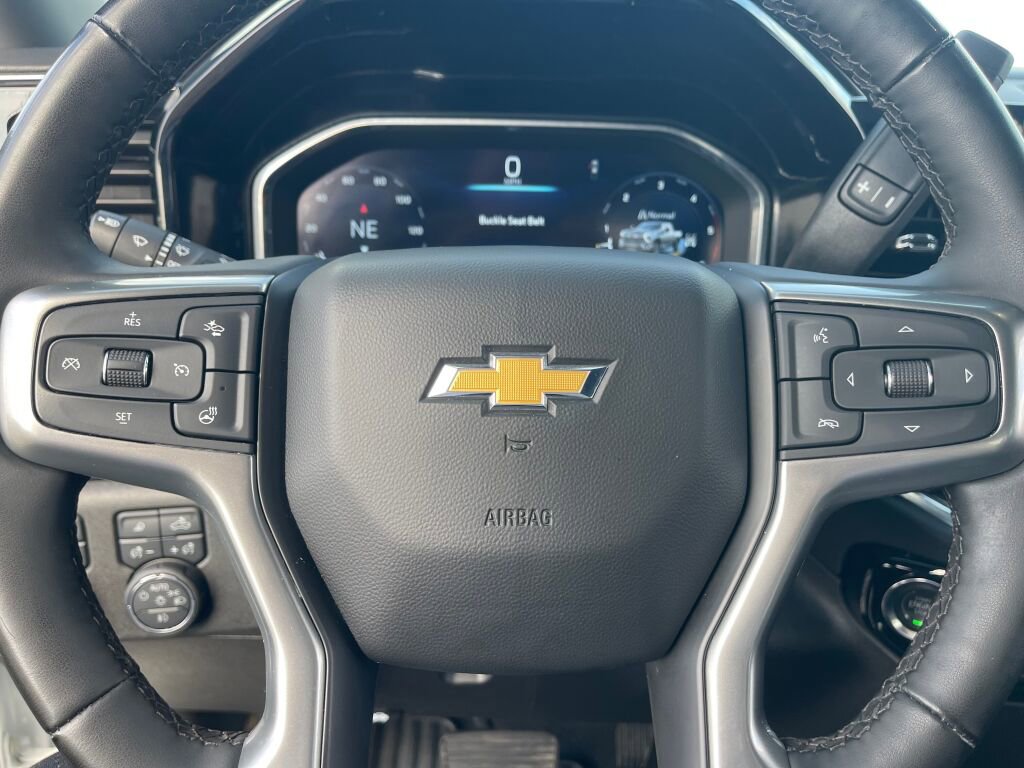 Used 2025 Chevrolet Silverado 2500 LT w/ Safety Package image 15