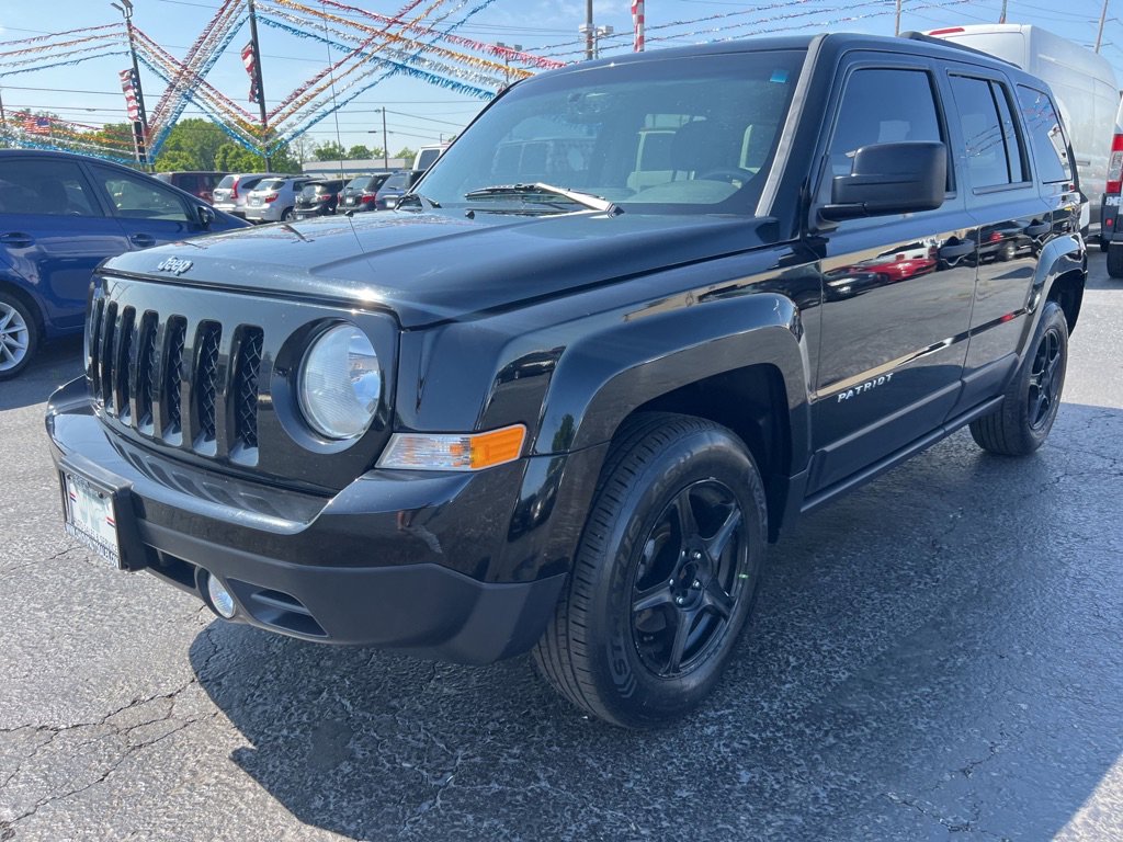 Used 2016 Jeep Patriot Sport image 3