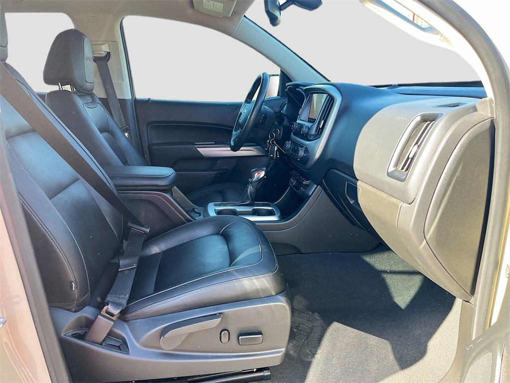 Used 2022 Chevrolet Colorado ZR2 w/ ZR2 Dusk Special Edition image 28