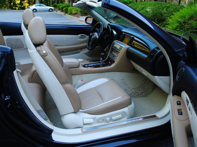 Used 2008 Lexus SC 430 Convertible RWD image 11