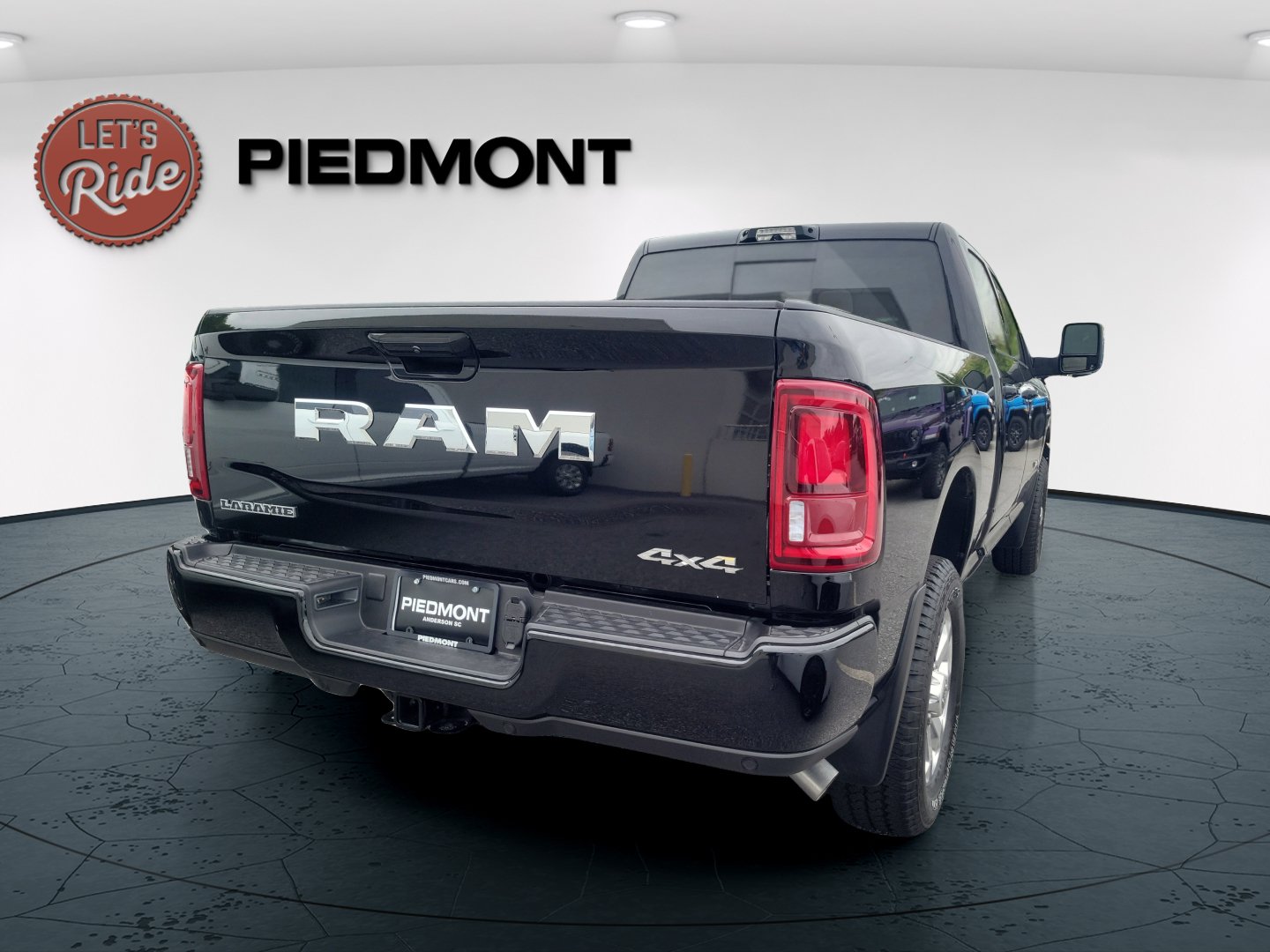 New 2026 RAM 2500 Laramie AWD/4WD image 6
