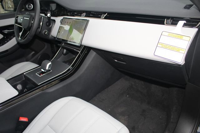 New 2026 Land Rover Range Rover Evoque S image 24