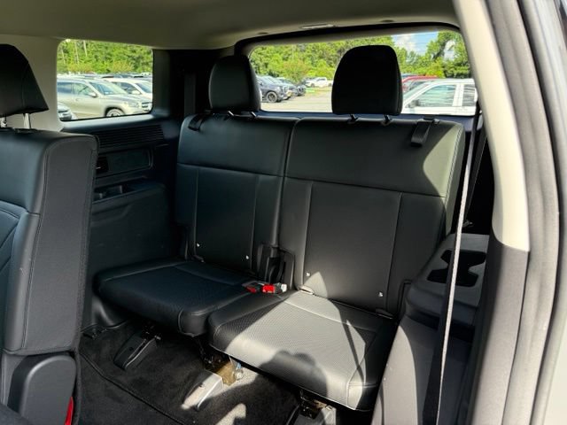 Used 2025 Hyundai Santa Fe SEL w/ Tow & Go Package FWD image 29