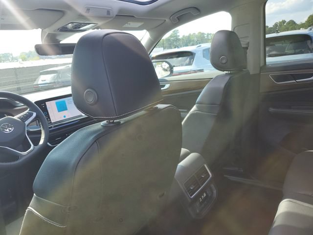 New 2026 Volkswagen Atlas SE FWD image 12