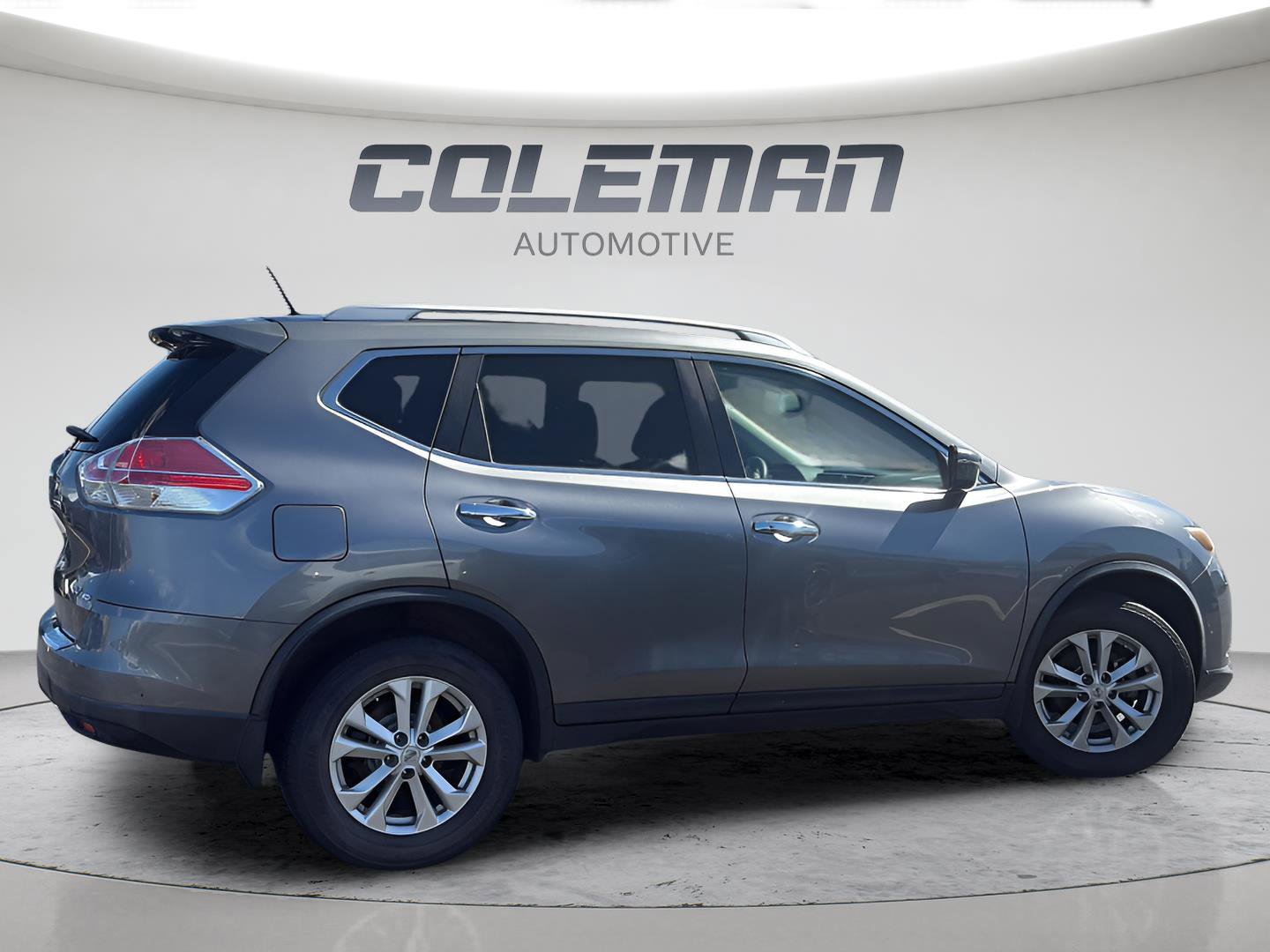 Used 2016 Nissan Rogue SV AWD/4WD image 6