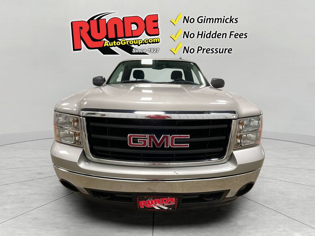Used 2008 GMC Sierra 1500 SLE w/ Z71 Off-Road Package RWD image 4