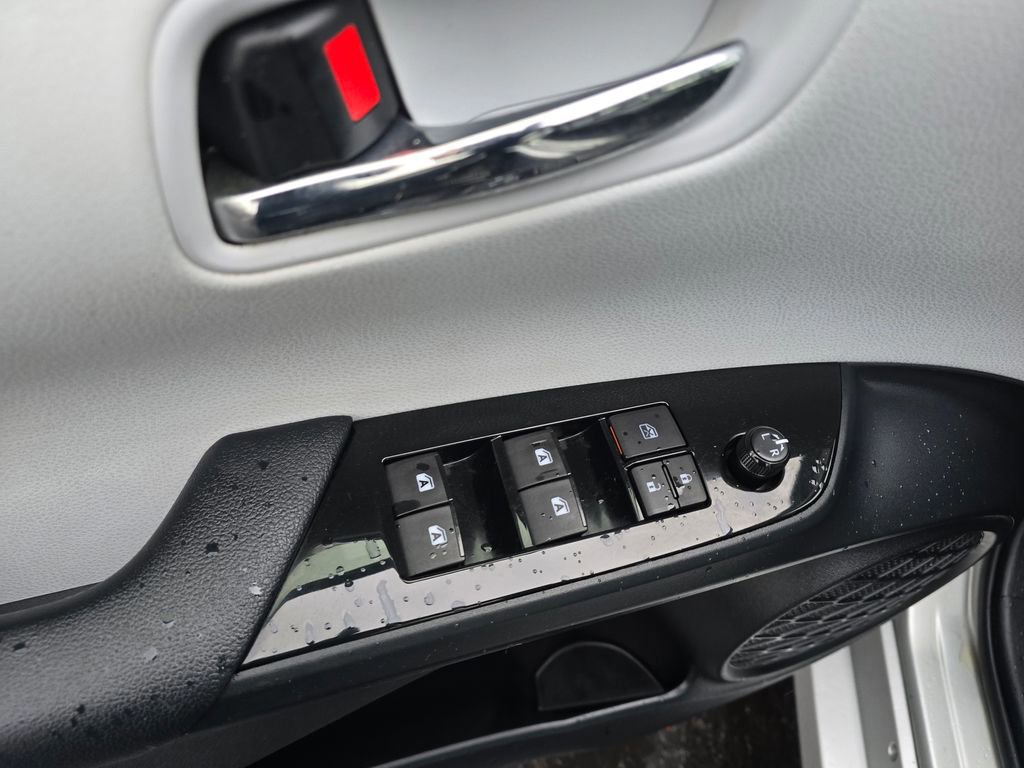 Used 2016 Toyota Prius Three FWD image 13
