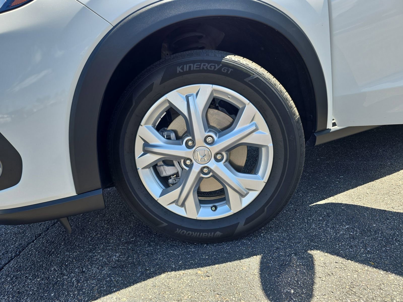 Certified 2023 Honda HR-V LX image 27
