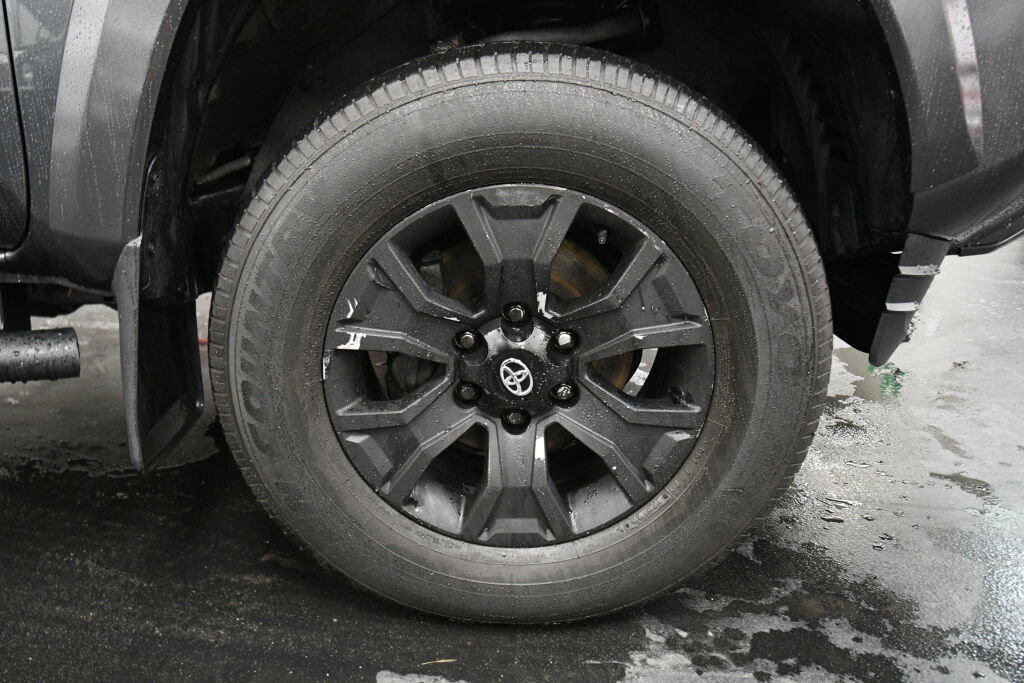 Certified 2023 Toyota Tacoma TRD Sport image 28