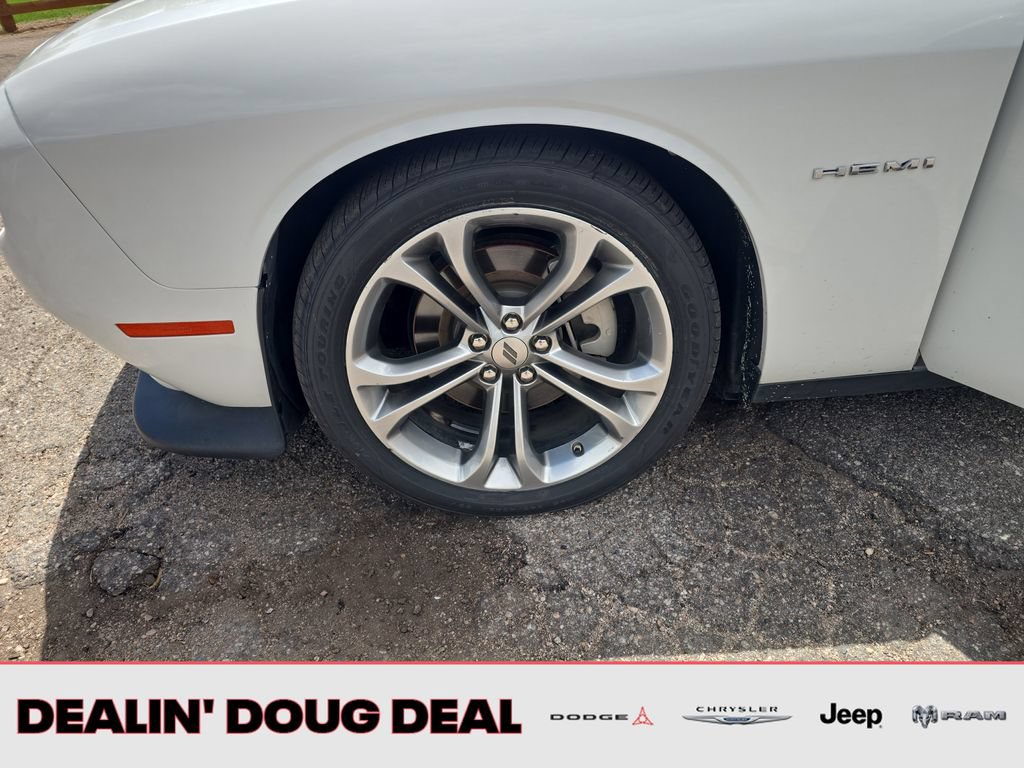 Used 2022 Dodge Challenger R/T RWD image 25