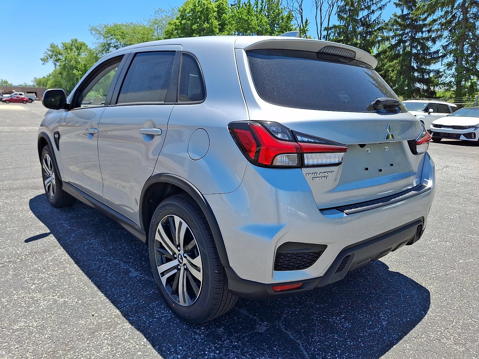 New 2026 Mitsubishi Outlander Sport ES AWD/4WD image 5