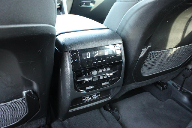 Used 2025 Jeep Grand Cherokee L Laredo AWD/4WD image 33