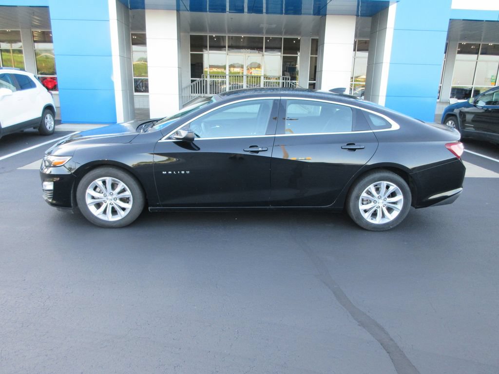 Certified 2020 Chevrolet Malibu LT FWD image 2
