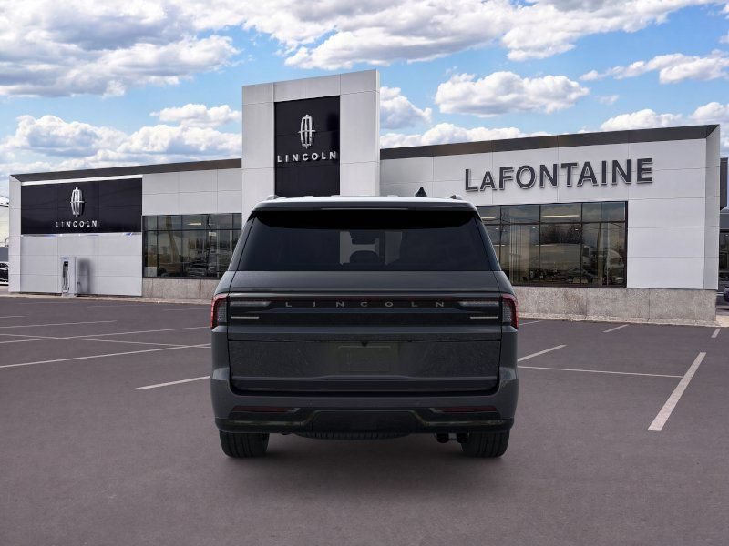 New 2026 Lincoln Navigator Reserve w/ Jet Appearance Package AWD/4WD image 5
