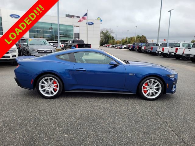 Used 2024 Ford Mustang GT Premium image 10