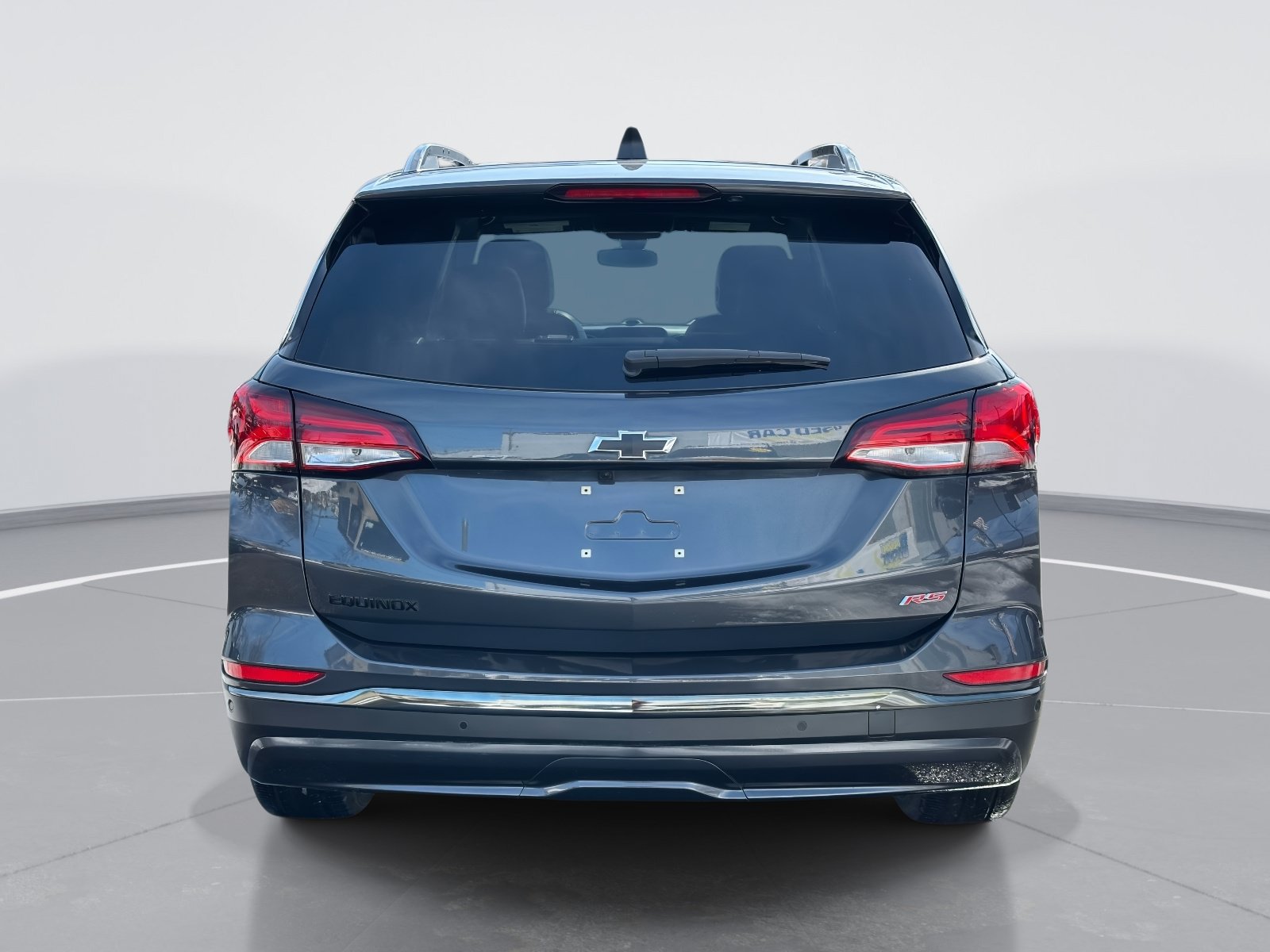 Used 2023 Chevrolet Equinox RS FWD image 5