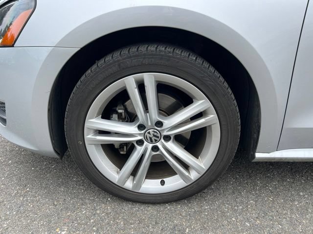 Used 2014 Volkswagen Passat TDI SE FWD image 10