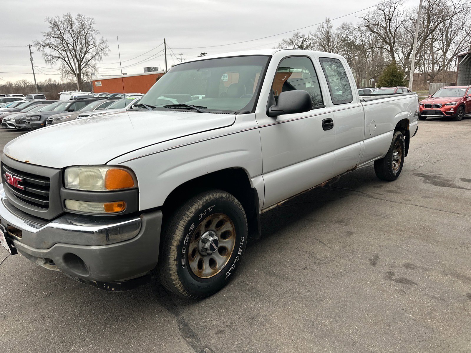 Used 2006 GMC Sierra 1500 W/T w/ Light Duty Power Package image 6