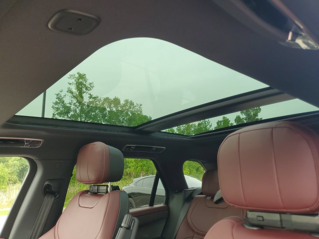 New 2026 Land Rover Range Rover Sport Dynamic SE AWD/4WD image 11