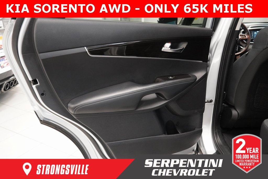 Used 2019 Kia Sorento S image 23