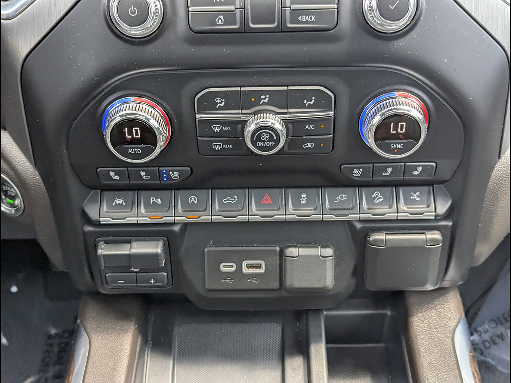 Used 2021 GMC Sierra 1500 Denali w/ Denali Ultimate Package AWD/4WD image 34