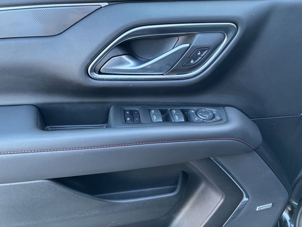 Used 2022 Chevrolet Suburban RST w/ Luxury Package image 27