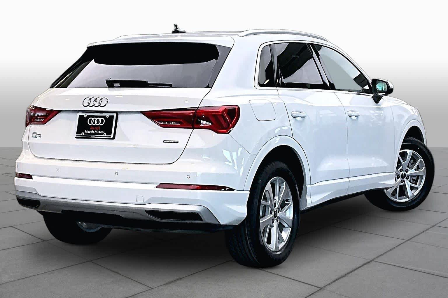 Used 2024 Audi Q3 2.0T Premium w/ Convenience Package AWD/4WD image 13