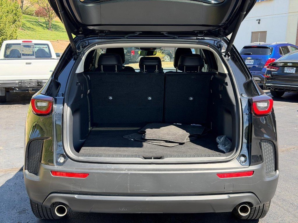 Used 2025 MAZDA CX-50 AWD 2.5 S w/ Premium Package image 4