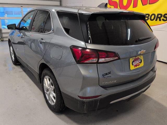 Used 2024 Chevrolet Equinox LT image 3