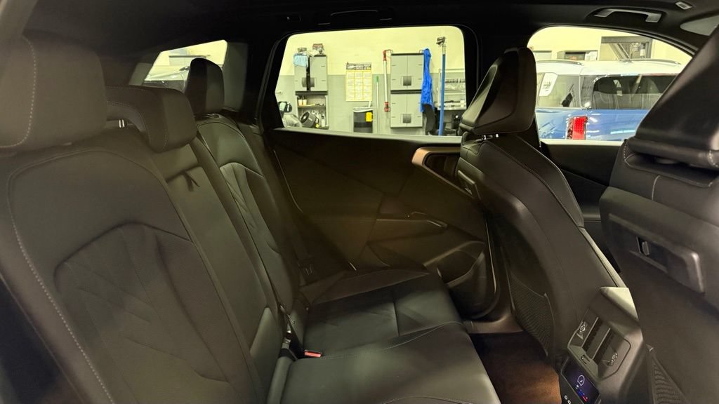 Used 2025 BMW X3 xDrive30i AWD/4WD image 25