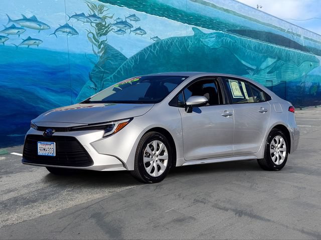 Used 2025 Toyota Corolla Hybrid Sedan FWD image 3
