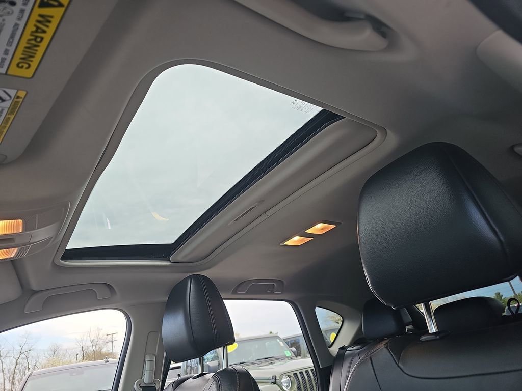 Used 2023 MAZDA CX-5 AWD 2.5 S w/ Premium Package image 32