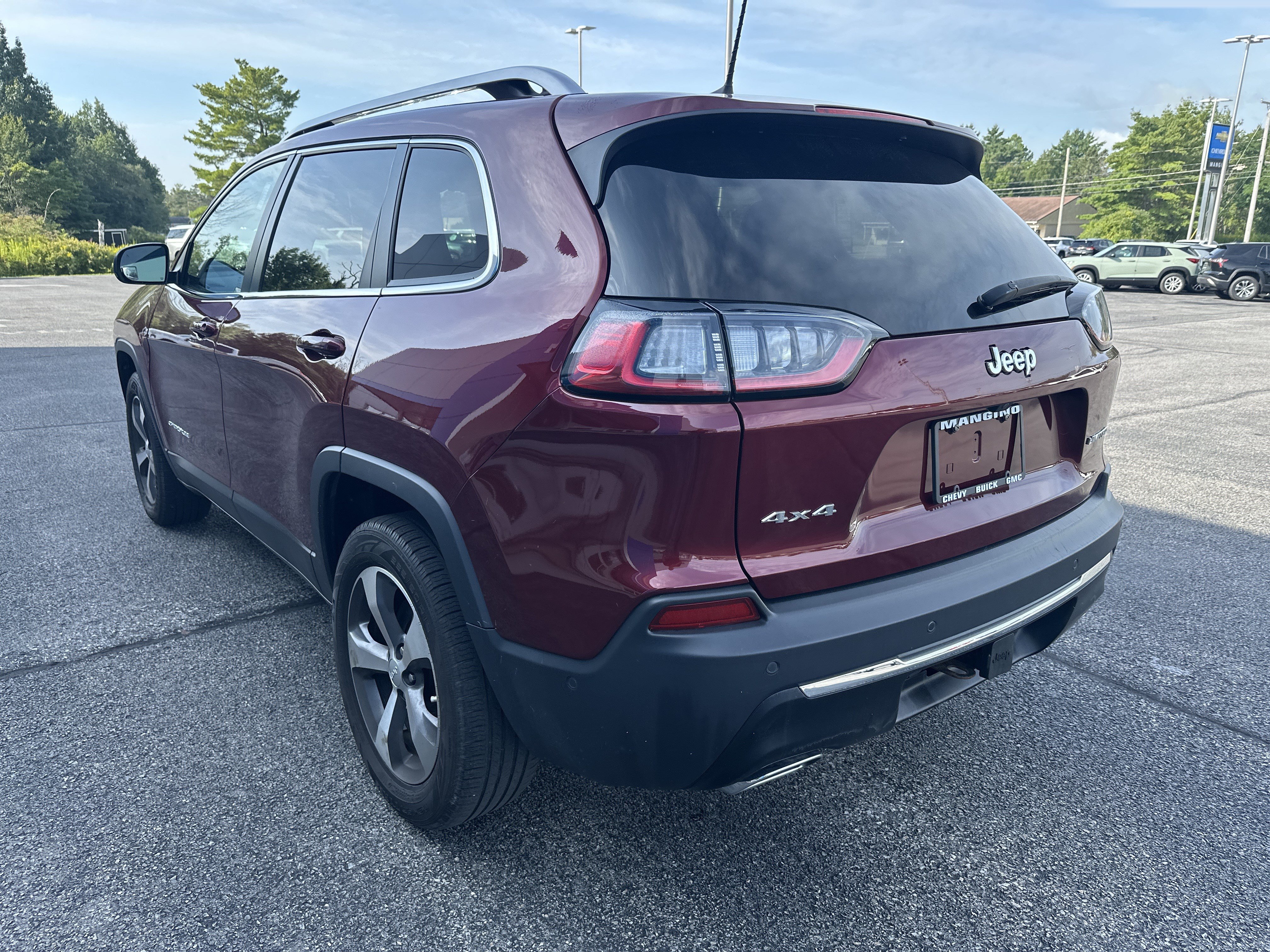 Used 2021 Jeep Cherokee Limited AWD/4WD image 4
