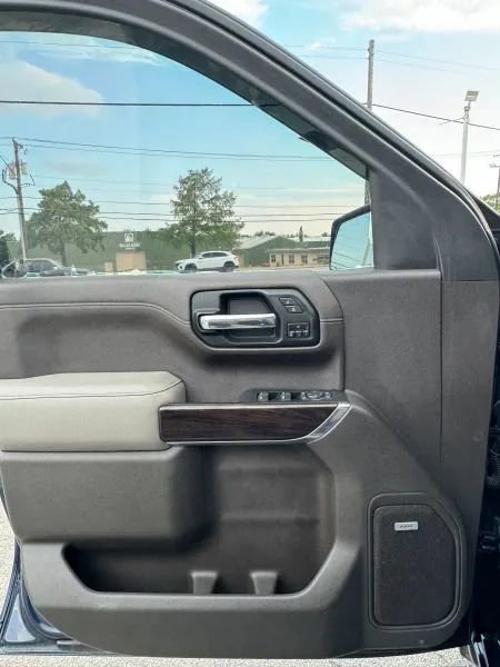 Used 2019 GMC Sierra 1500 SLT AWD/4WD image 20