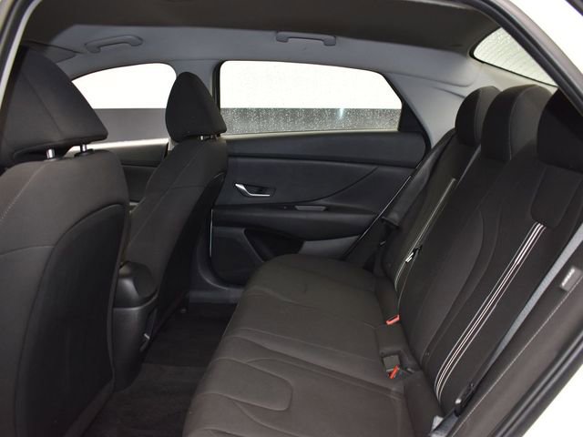 Used 2024 Hyundai Elantra SEL FWD image 10