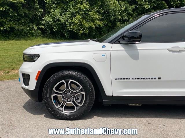 Used 2024 Jeep Grand Cherokee Trailhawk w/ Luxury Tech Group III AWD/4WD image 10