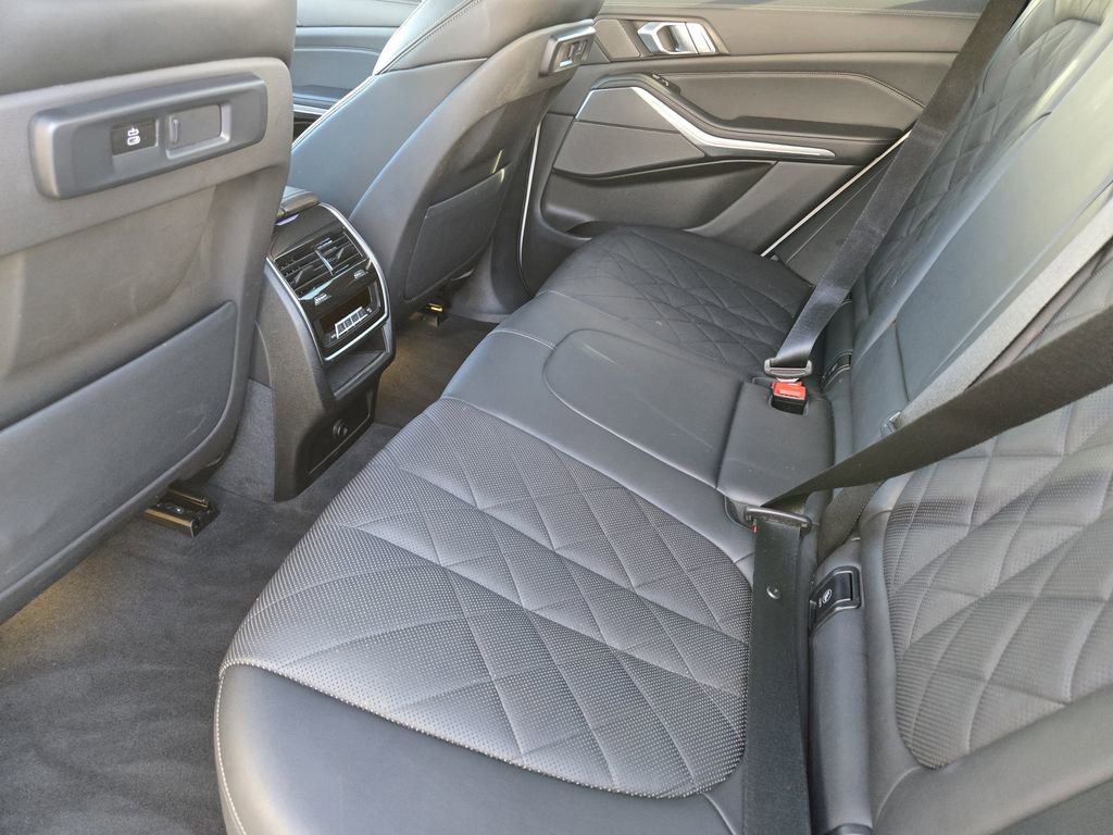 Used 2023 BMW X5 xDrive40i w/ M Sport Package image 30