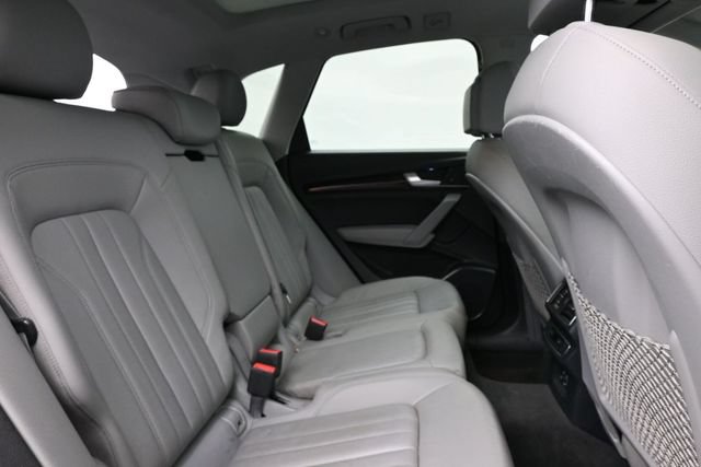 Used 2018 Audi Q5 2.0T Premium Plus w/ Premium Plus Package AWD/4WD image 27