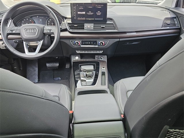Used 2024 Audi Q5 2.0T Premium w/ Convenience Package image 8
