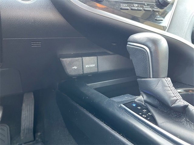 Used 2020 Toyota Camry SE image 22