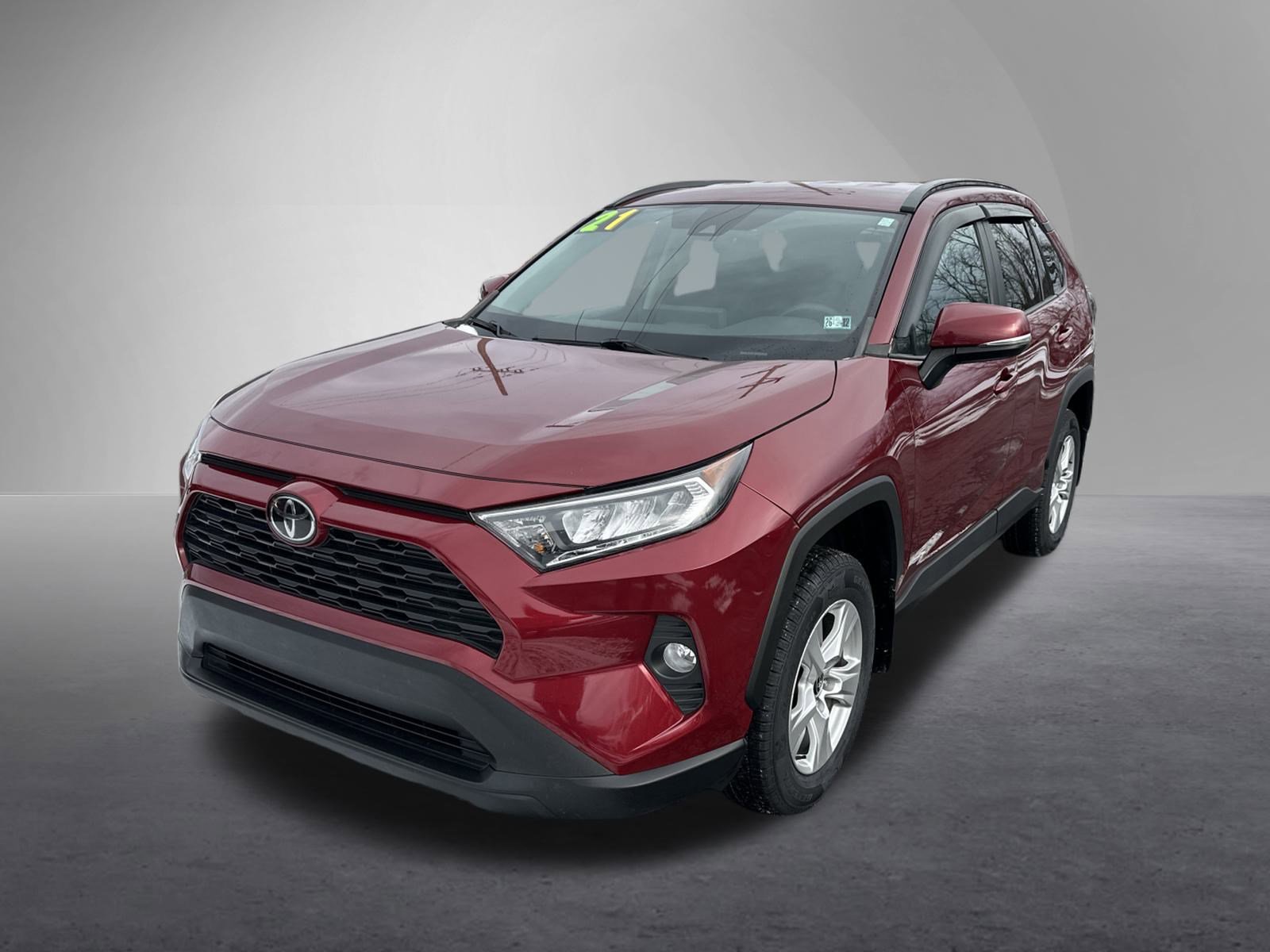 Used 2021 Toyota RAV4 XLE image 8