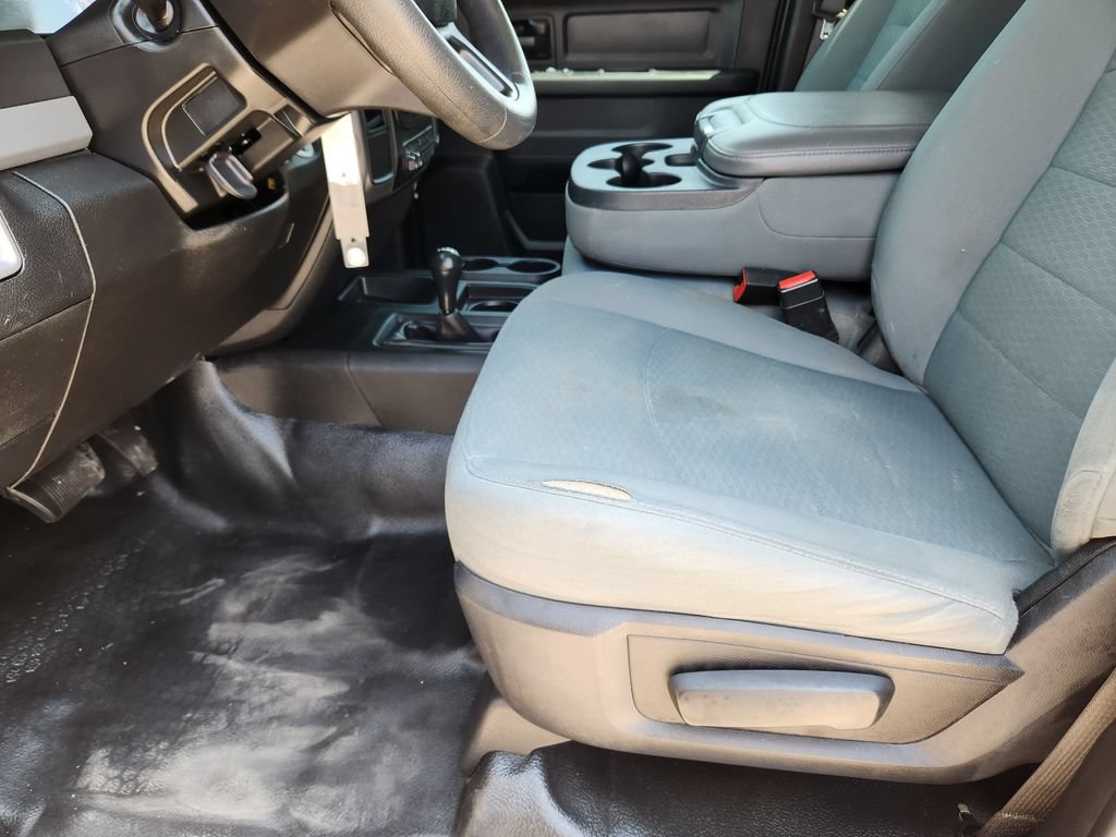 Used 2018 RAM 2500 Tradesman w/ Chrome Appearance Group AWD/4WD image 14