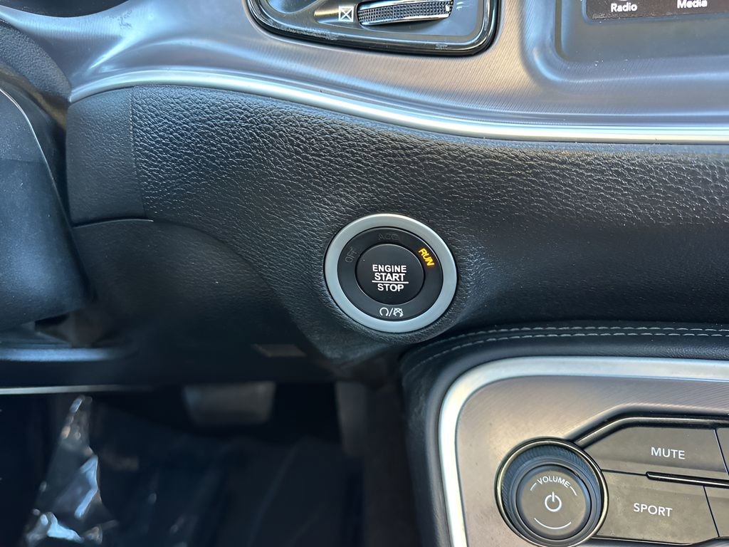 Used 2020 Dodge Challenger R/T image 20