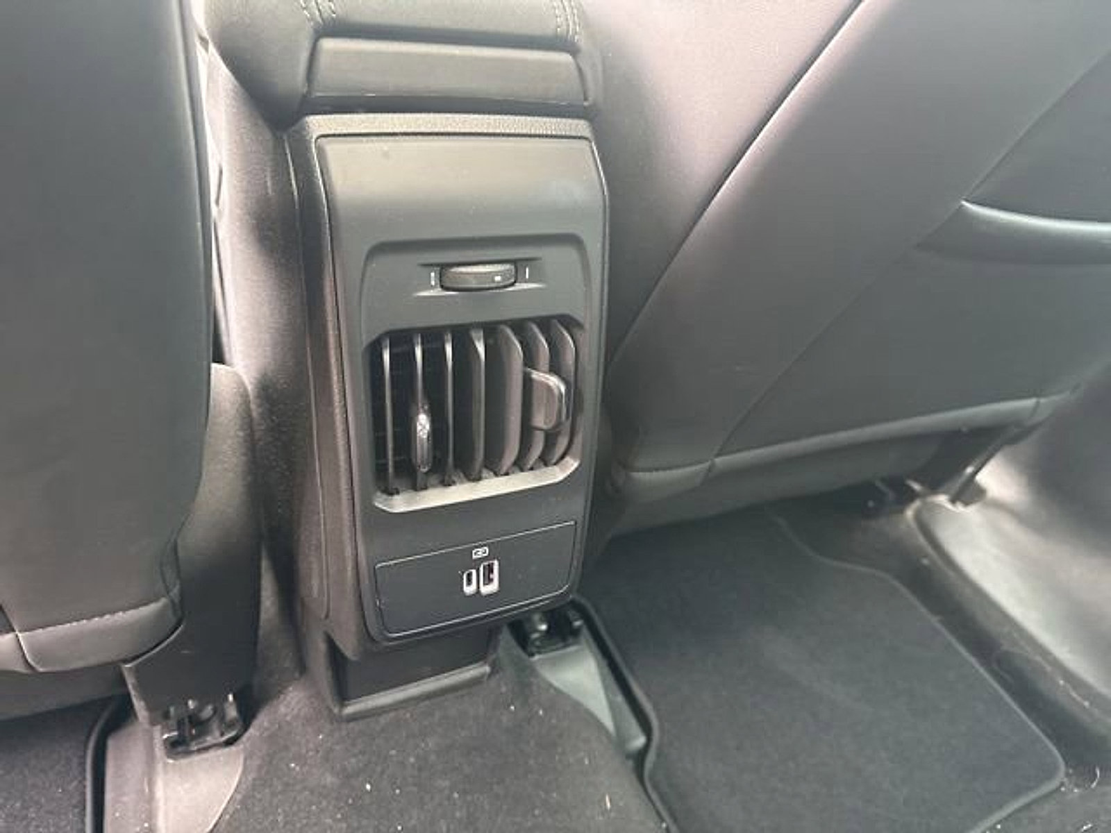 Used 2024 Alfa Romeo Tonale Veloce w/ Active Assist Package image 21