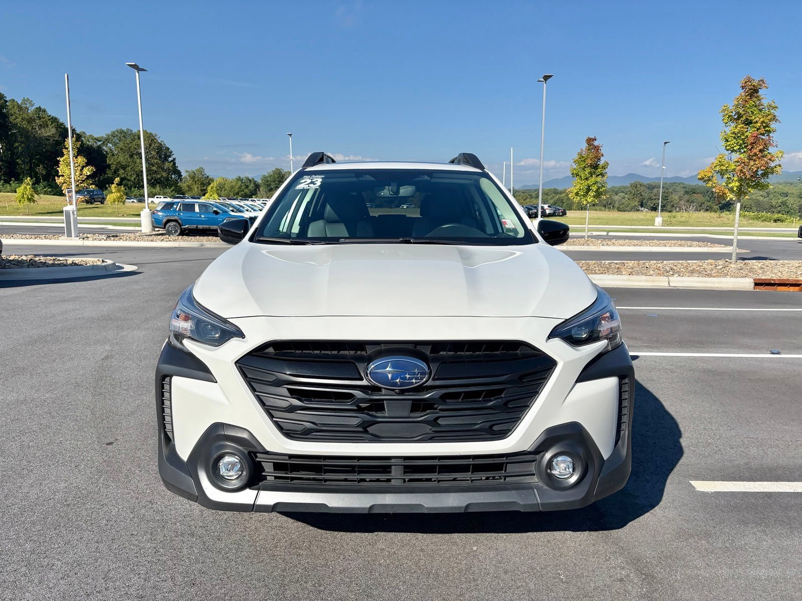 Certified 2023 Subaru Outback Onyx Edition XT AWD/4WD image 2
