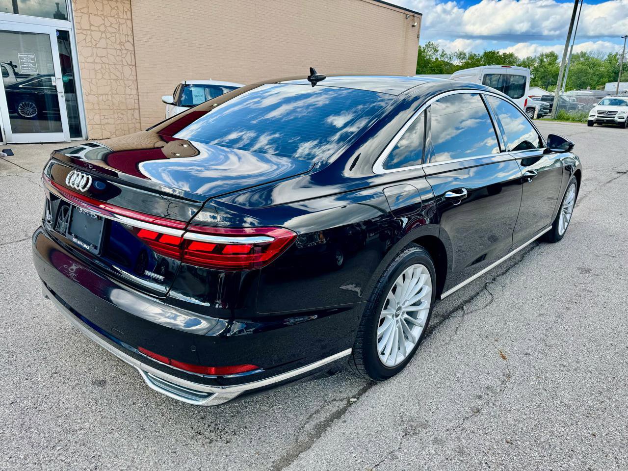Used 2019 Audi A8 L 3.0T w/ Luxury Package AWD/4WD image 5