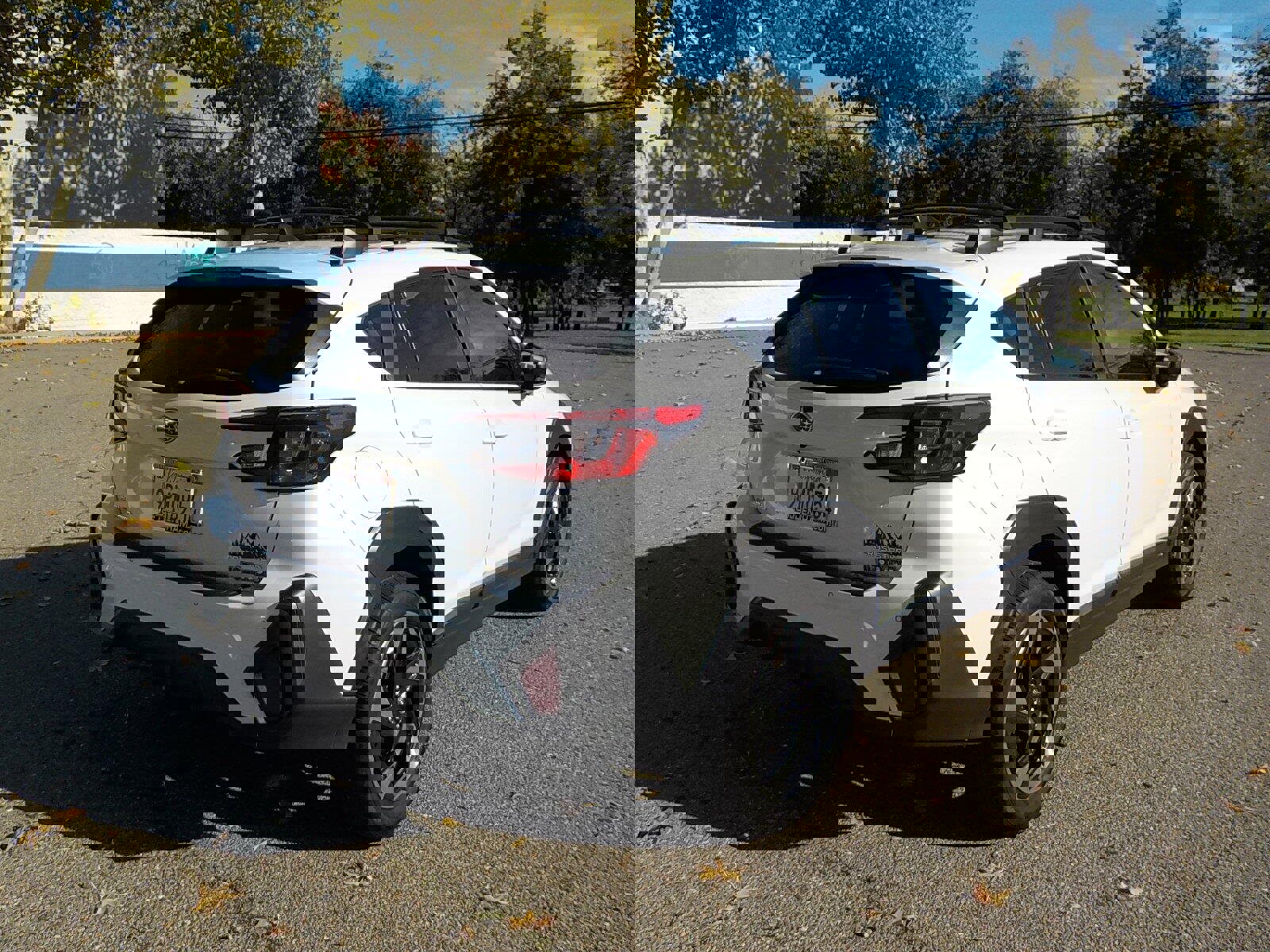 Used 2024 Subaru Crosstrek 2.5i Limited image 3