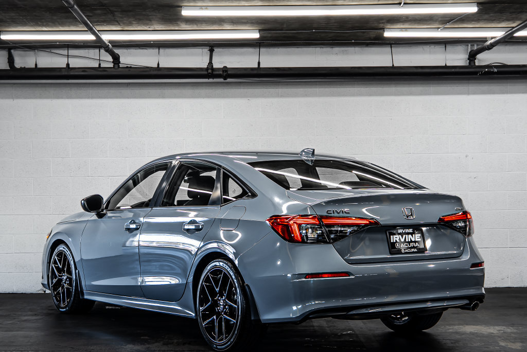 Used 2024 Honda Civic Sport image 3