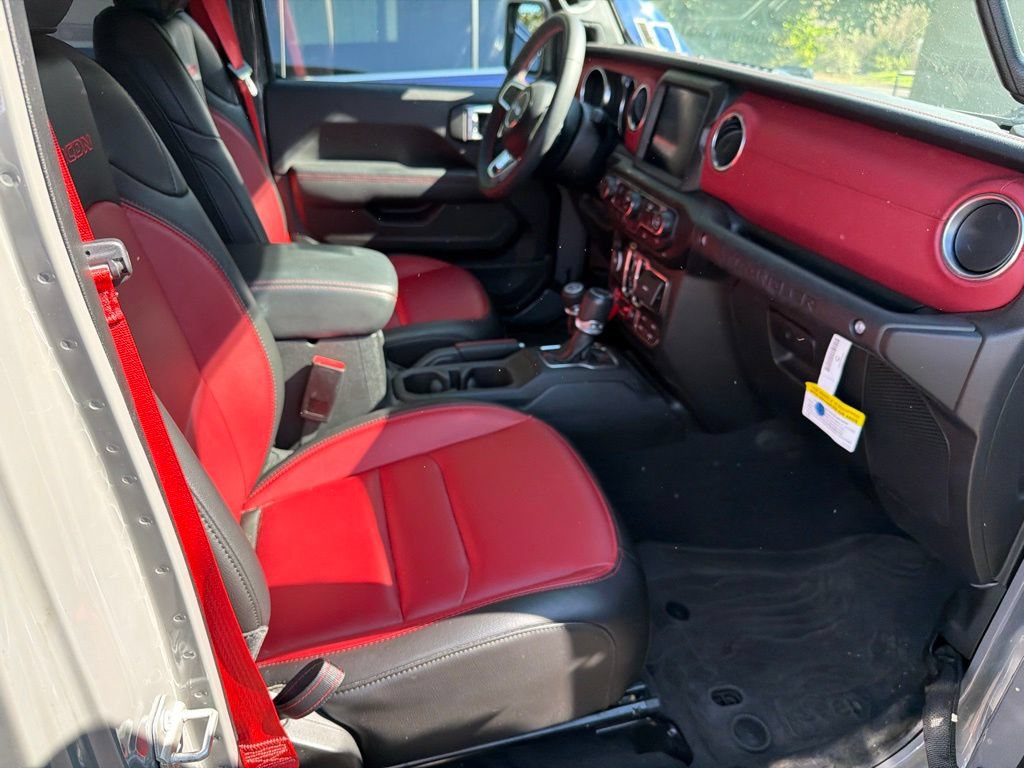Used 2023 Jeep Wrangler Unlimited Rubicon 4xe AWD/4WD image 10